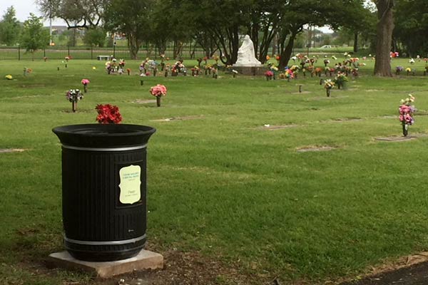 Canyon Trash Can at Dignity Memorial Cook-Walden Capital Parks Funeral Home